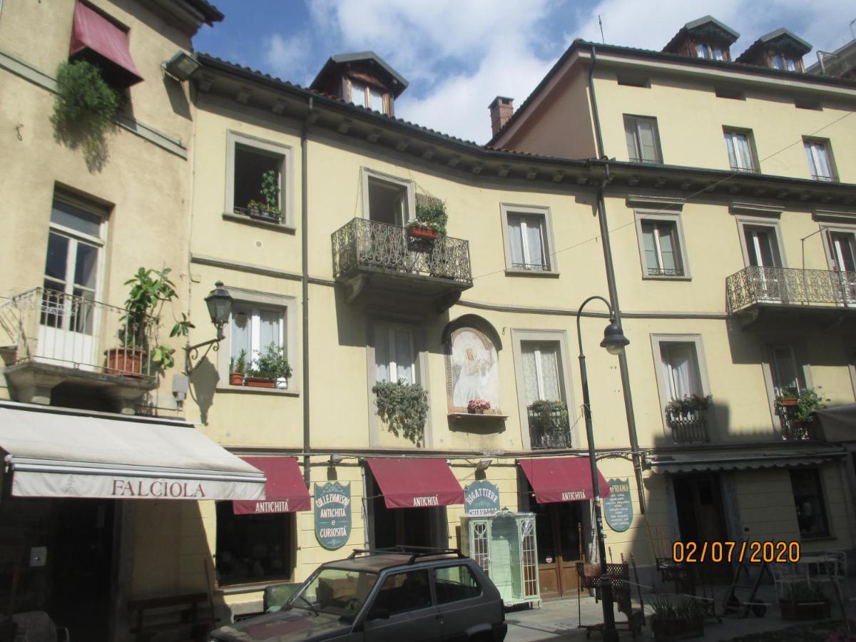 Apartamento Romantico Bilocale Nel Cuore Del Balon Turín